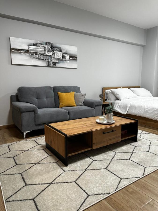 Jp Luxury Apartment In Citycenter Xanthi Exterior foto